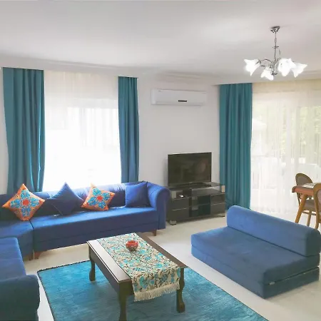 Apartment Manolyam Havuzlu 2+1 Kas