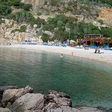 Manolyam Havuzlu 2+1 아파트