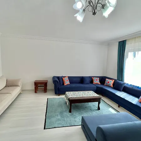 Manolyam Havuzlu 2+1 아파트